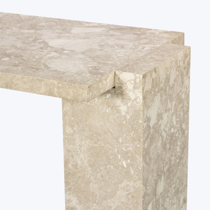 Romano Console
