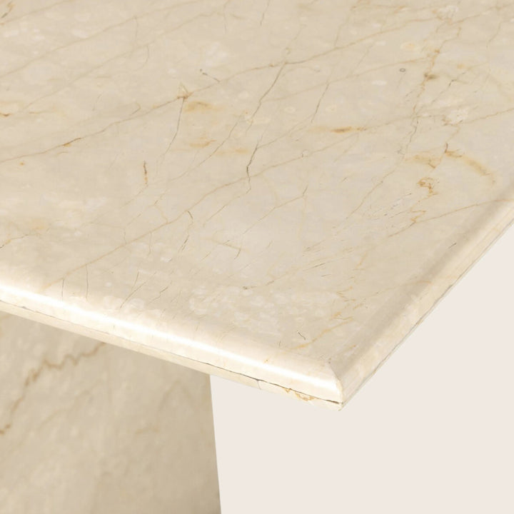 Arum Dining Table