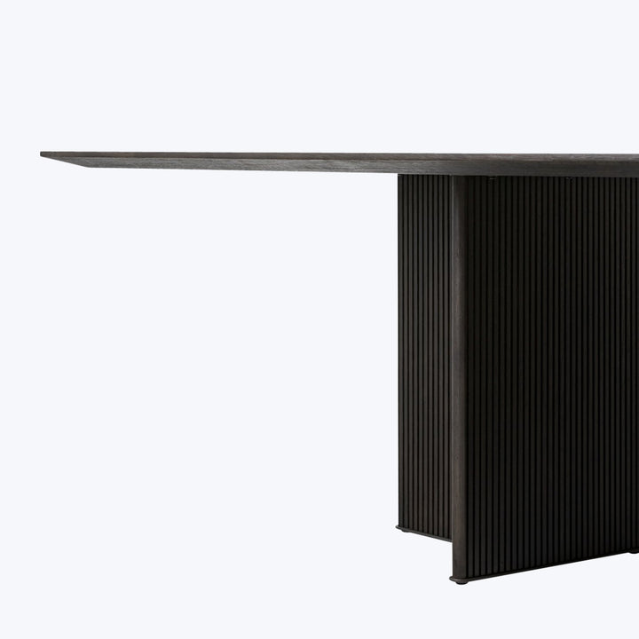 Leo Dining Table Smoked Black
