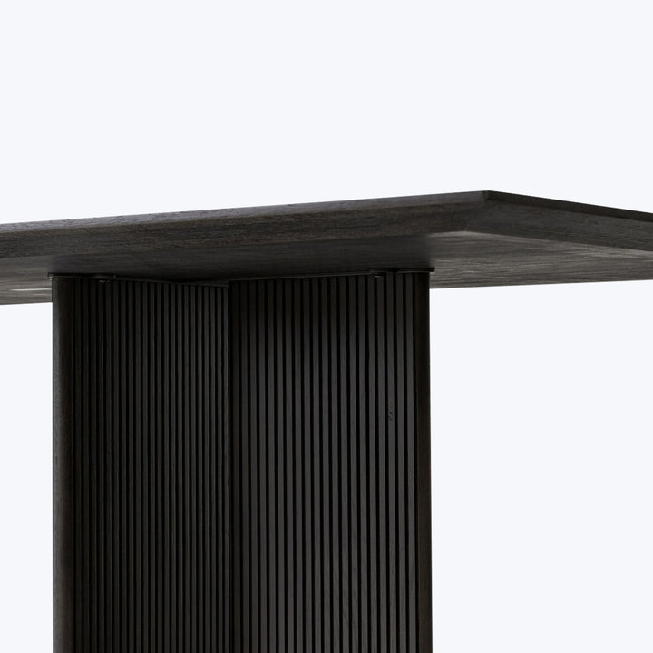 Leo Dining Table Smoked Black