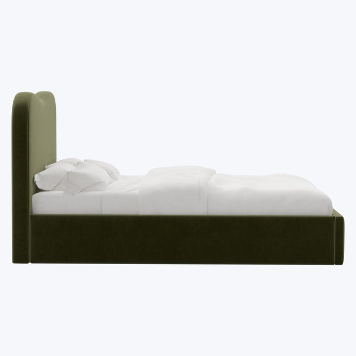 Hayes Platform Bed King / Performance Velvet Moss