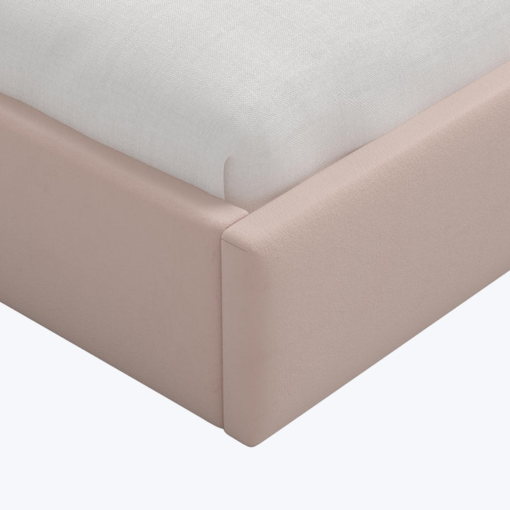Hayes Platform Bed King / Velvet Blush