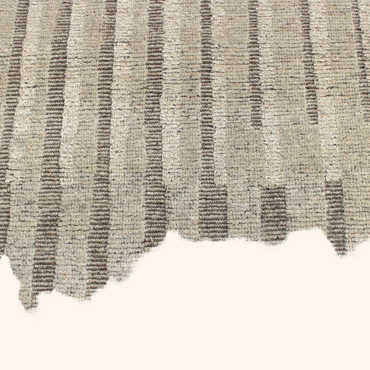 Natural Transitional Wool Rug - 8'1" x 9'11"