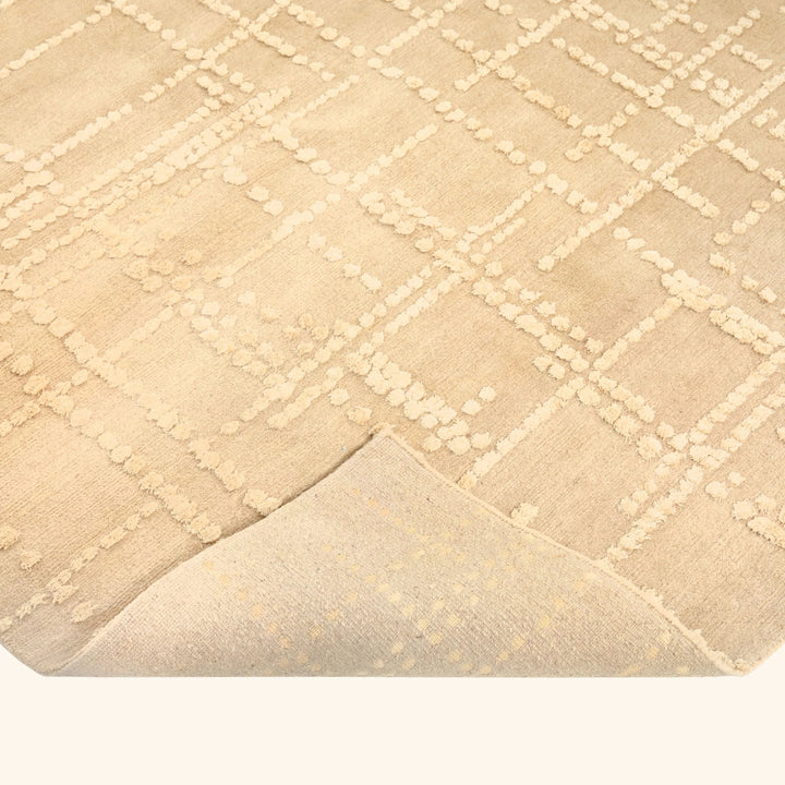 Wheat Textured Wool Silk Blend Rug - 8' x 10'