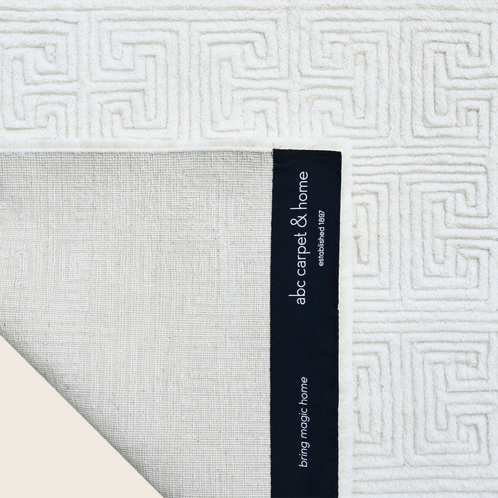 Ivory Traditional Australian Wool Rug - 8' x 10'