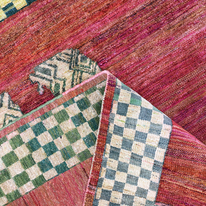 Red Alchemy Traditional Silk Wool Blend Rug - 6' x 5'