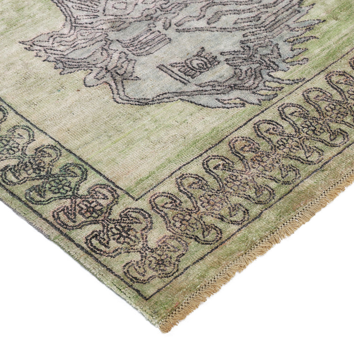 Sage Alchemy Traditional Silk Wool Blend Rug - 5'10" x 5'2"