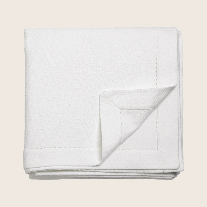 Frisco Coverlet White Queen