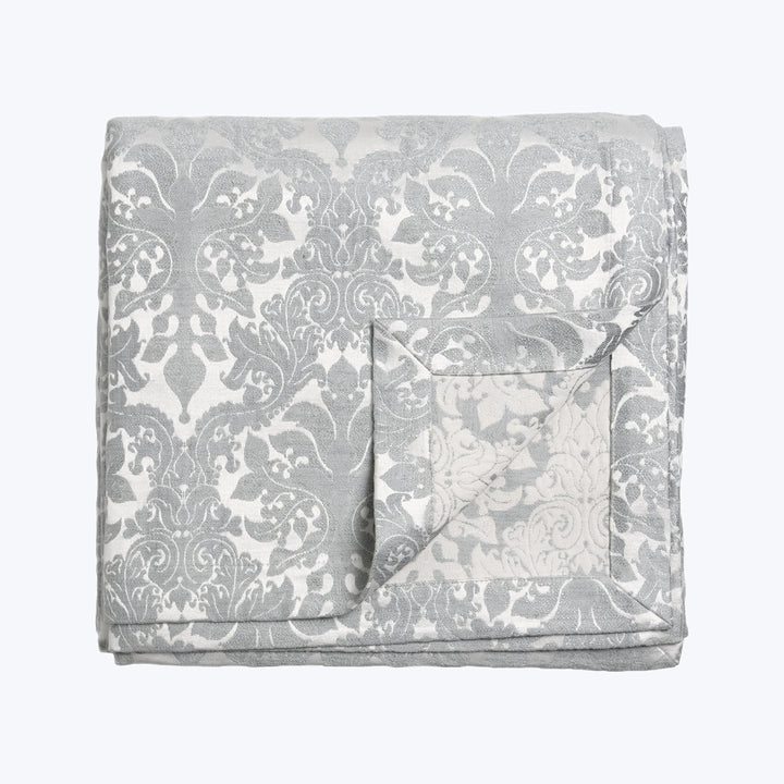 Baroque Coverlet Platinum Queen