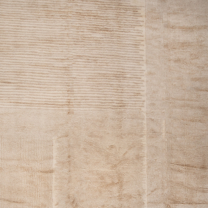 Ivory Casablanca Moroccan Wool Rug - 12'6" x 18'11"