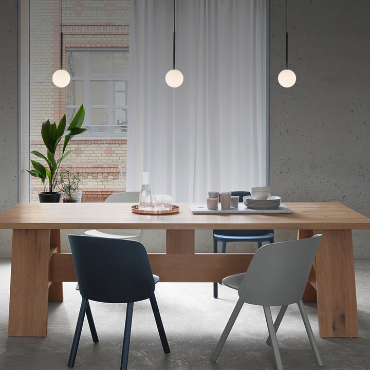 Bola Sphere LED Pendant 6" Diameter / Black