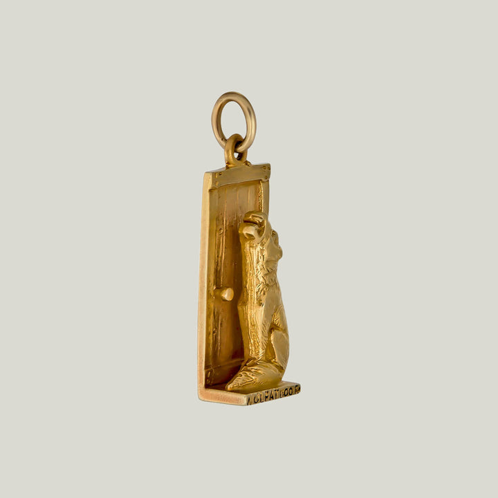 Vintage 14KYG Wolf at Door Charm