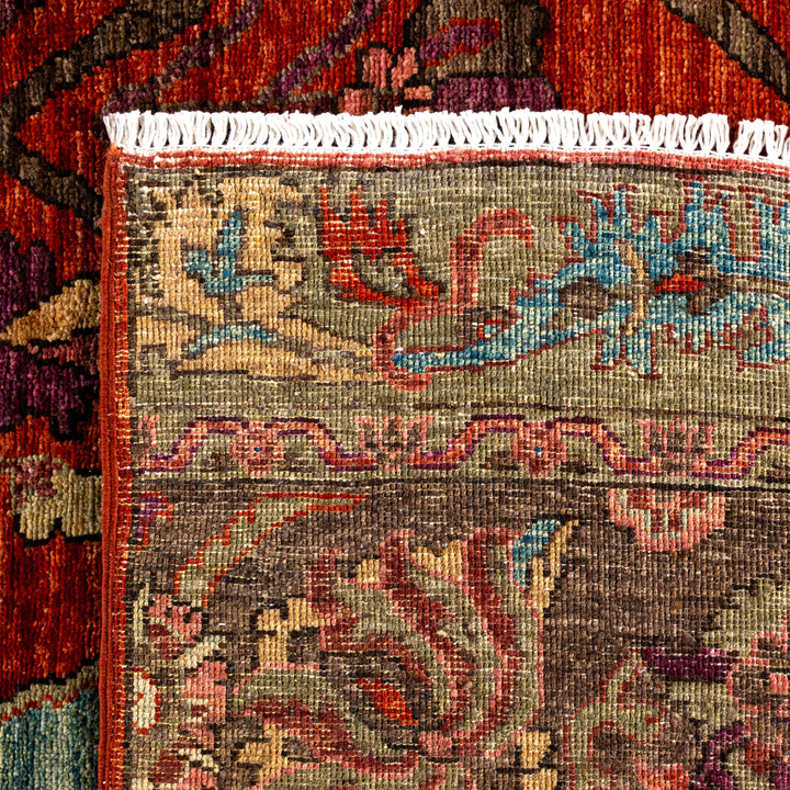 Red Soluna Traditional Wool Rug - 8'1" x 10'2"