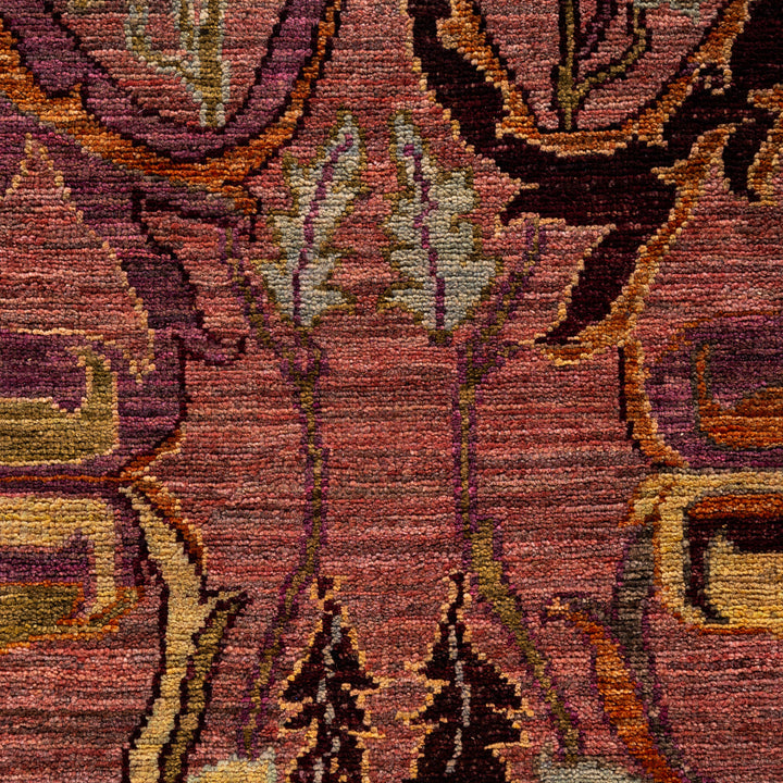 Pink Soluna Traditional Wool Rug - 6'1" x 9'1"