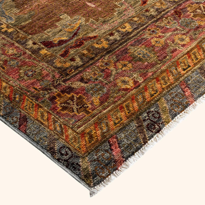 Grey Soluna Traditional Wool Rug - 8'7" x 12'3"