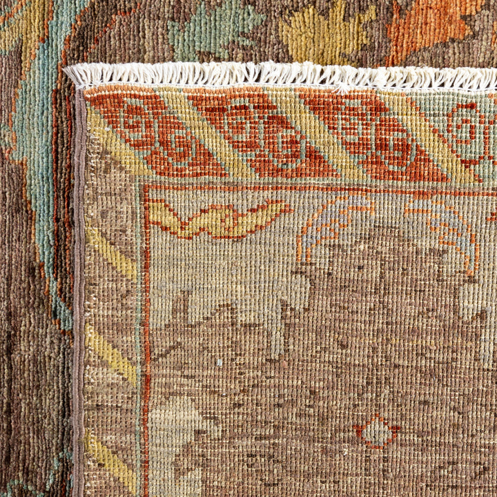 Brown Soluna Traditional Wool Rug - 6'8" x 10'1"