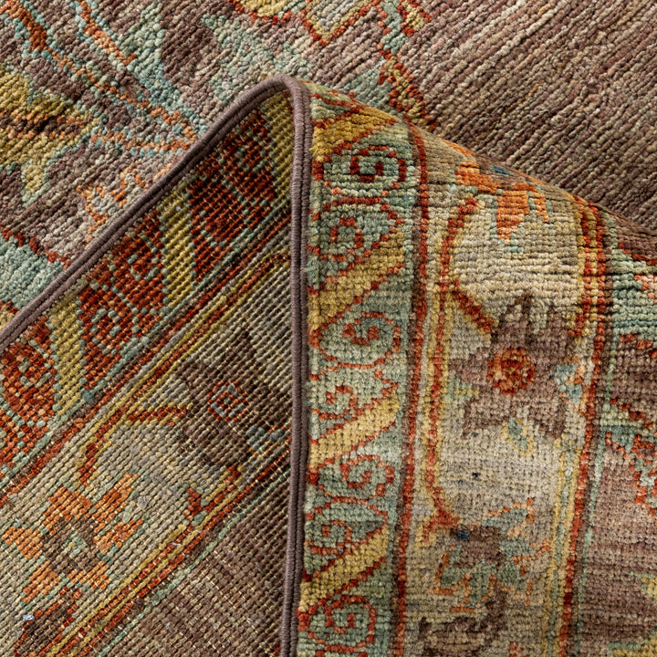 Brown Soluna Traditional Wool Rug - 6'8" x 10'1"