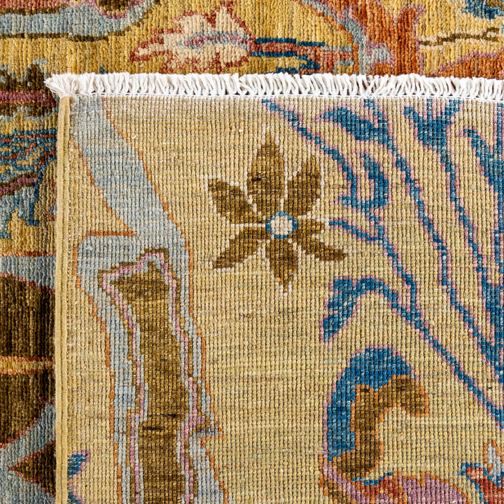 Yellow Soluna Traditional Wool Rug - 5'10" x 8'10"
