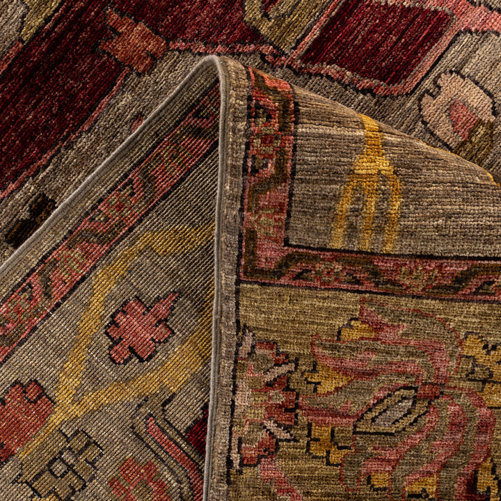 Green Soluna Traditional Wool Rug - 9'2" x 11'10"