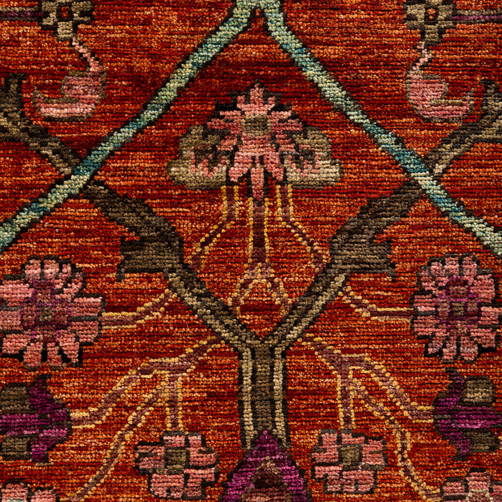 Red Soluna Traditional Wool Rug - 8' x 10'3"