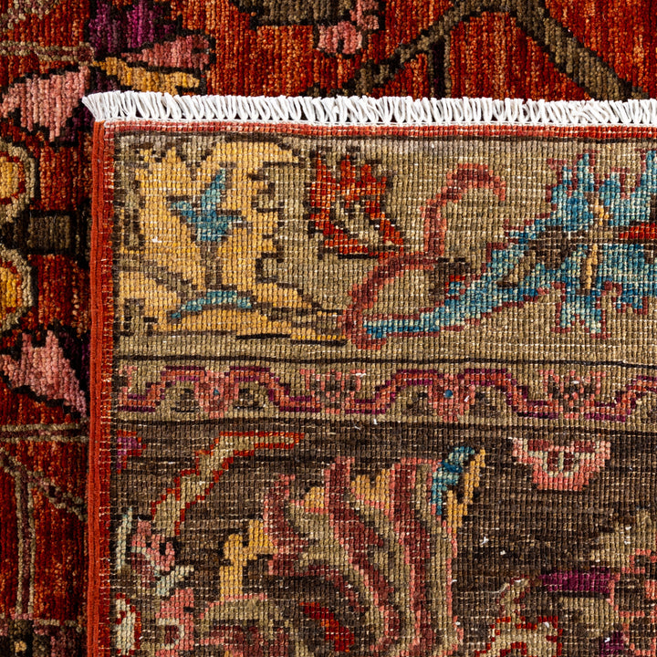 Red Soluna Traditional Wool Rug - 8' x 10'3"