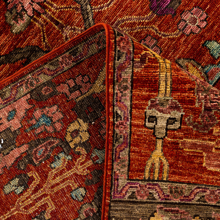 Red Soluna Traditional Wool Rug - 8' x 10'3"