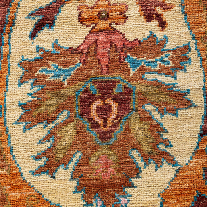 Green Soluna Traditional Wool Rug - 8'1" x 9'10"