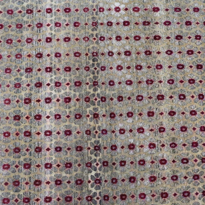 Pink Alchemy Contemporary Silk Wool Blend Rug - 7'7" x 10'4"