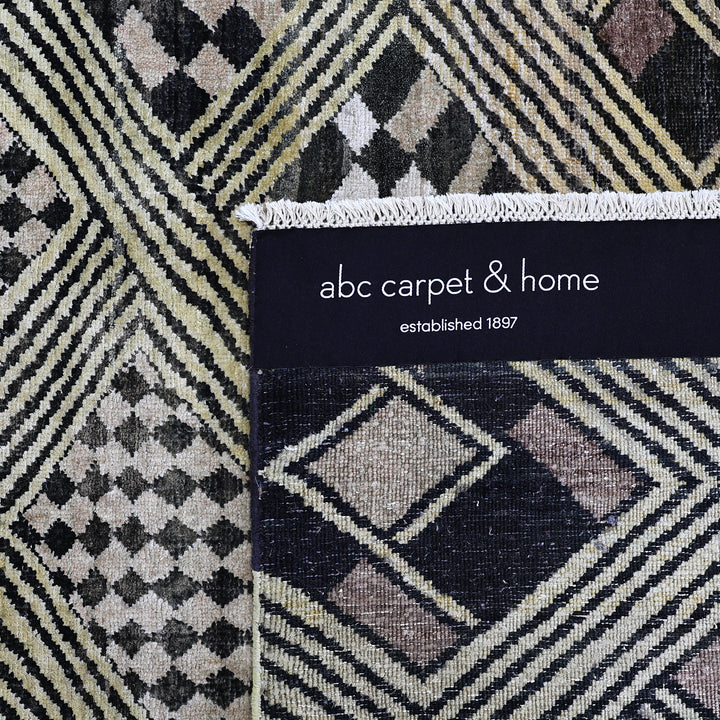 Brown Alchemy Traditional Silk Wool Blend Rug - 8'1" x 10'5"