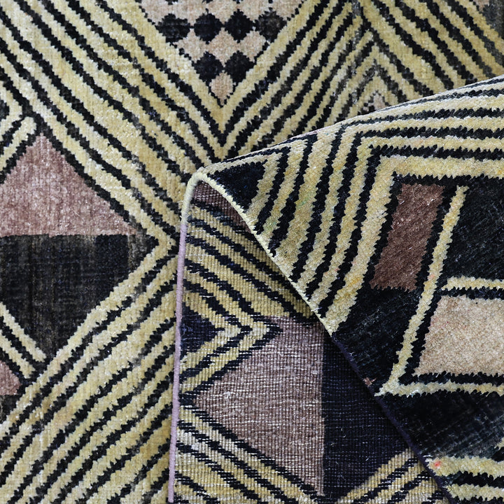 Brown Alchemy Traditional Silk Wool Blend Rug - 8'1" x 10'5"