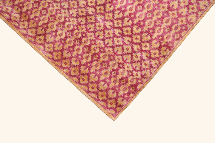 Pink Aura Contemporary Saree Silk Rug