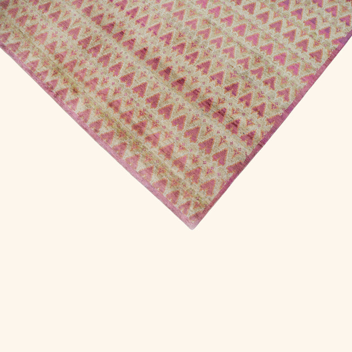 Purple Aura Contemporary Saree Silk Rug
