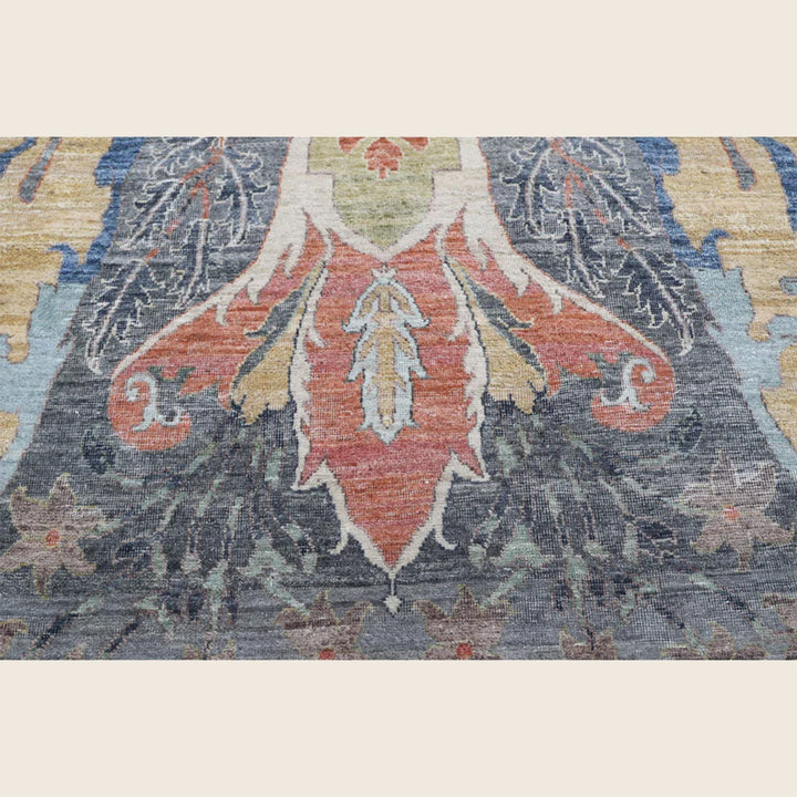 Charcoal Traditional Wool Rug - 9'10" x 13'11"