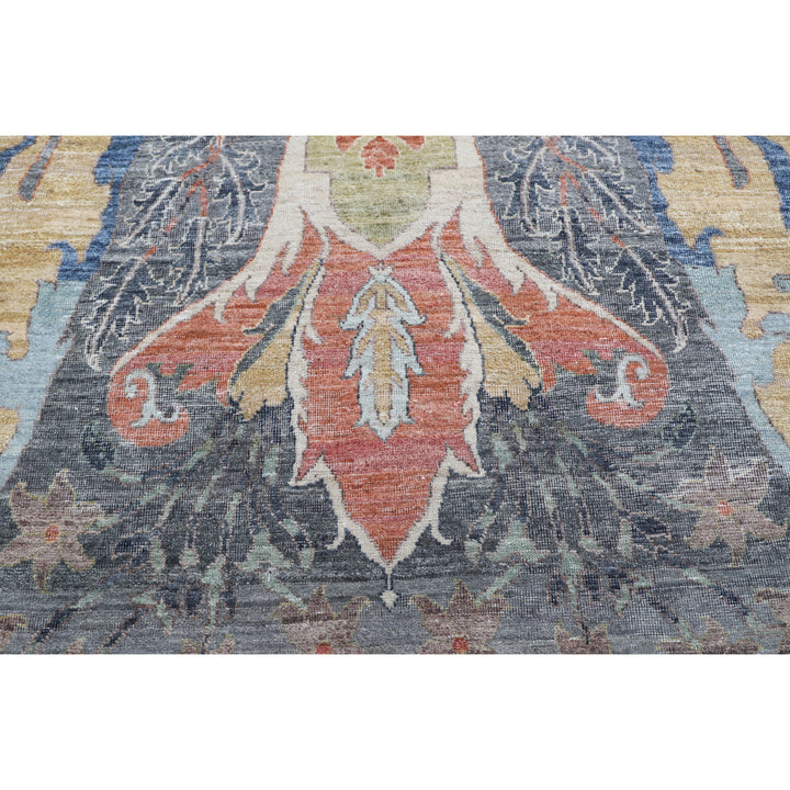 Charcoal Traditional Wool Rug - 9'10" x 13'11"