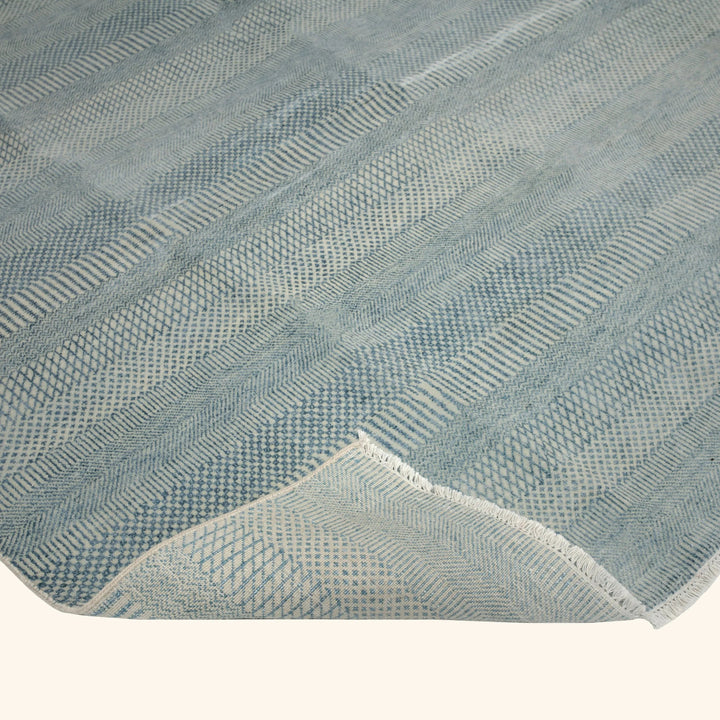 Transitional Wool Art Silk Blend Rug - 8' x 10'1"
