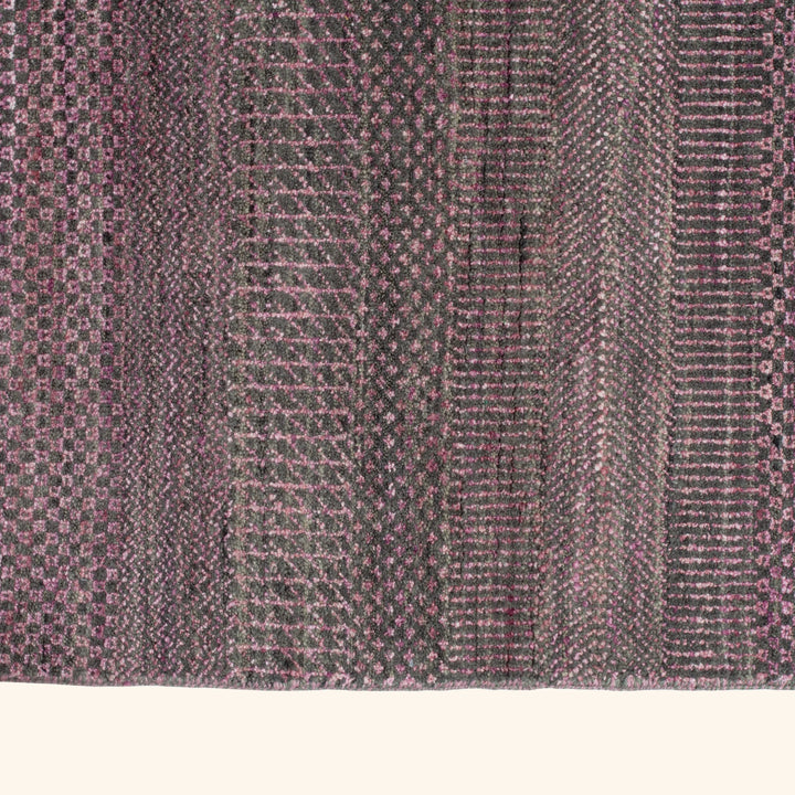 Transitional Wool Art Silk Blend Rug - 5'10" x 9'2"