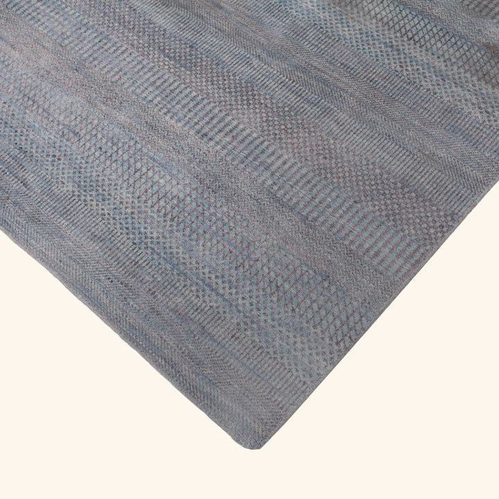 Transitional Wool Art Silk Blend Rug - 4'1" x 6'3"
