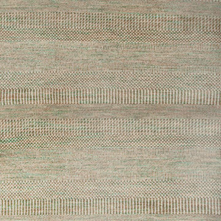 Transitional Wool Art Silk Blend Rug - 4'1" x 6'4"