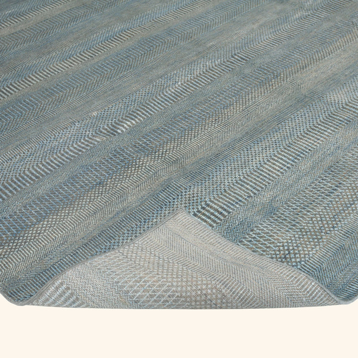 Transitional Wool Art Silk Blend Rug - 8'1" x 10'2"