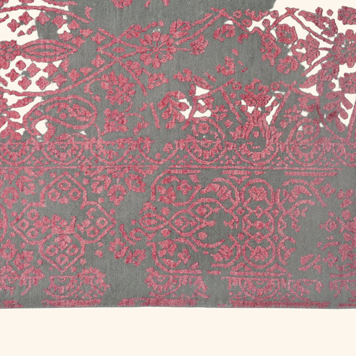 Transitional Wool Art Silk Blend Rug - 7'10" x 10'3"