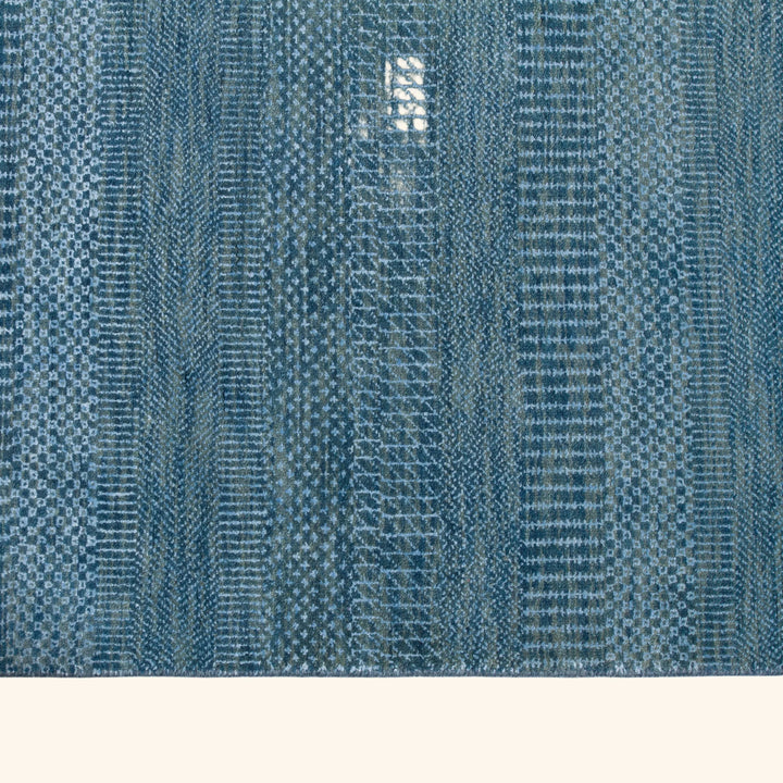 Transitional Wool Art Silk Blend Runner - 2'6" x 12'1"