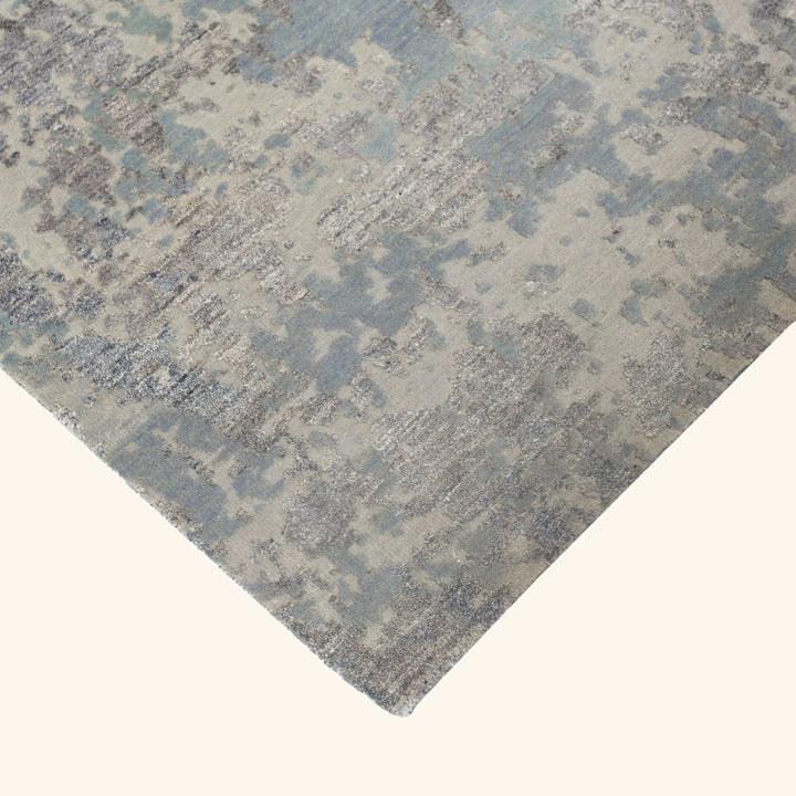 Transitional Wool Art Silk Blend Runner - 2'9" x 9'10"
