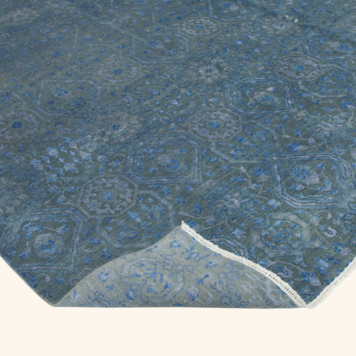 Transitional Wool Art Silk Blend Rug - 8'2" x 10'4"