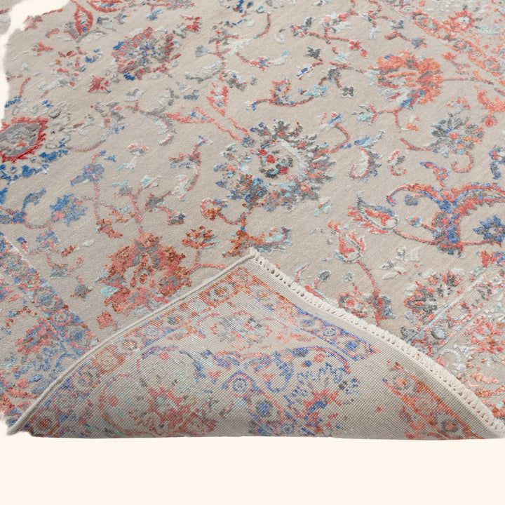 Transitional Wool Art Silk Blend Rug - 4' x 6'3"