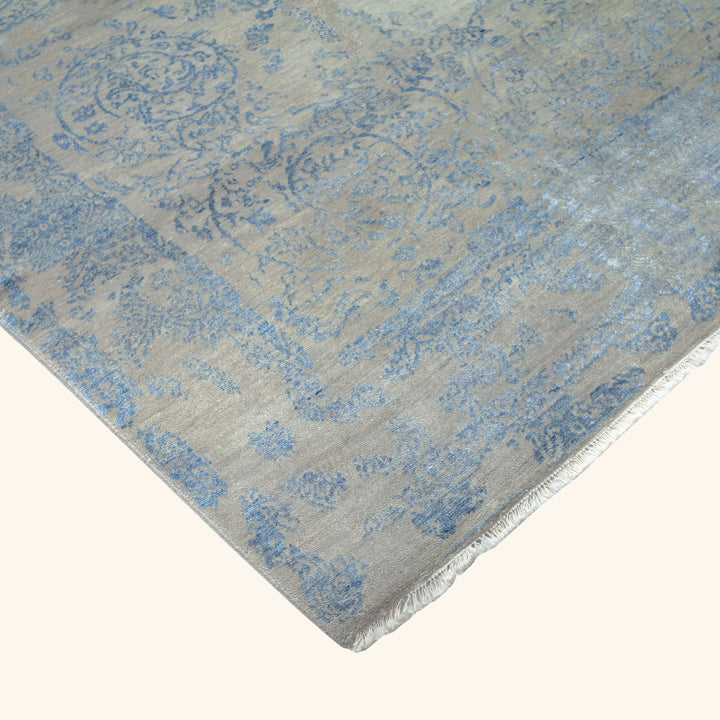 Transitional Wool Art Silk Blend Rug - 5'5" x 8'2"