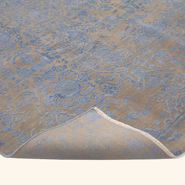 Transitional Wool Art Silk Blend Rug - 8'1" x 10'