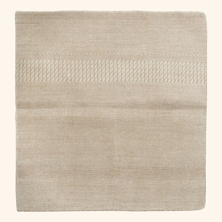 Transitional Wool Art Silk Blend Rug - 3'10" x 3'10"