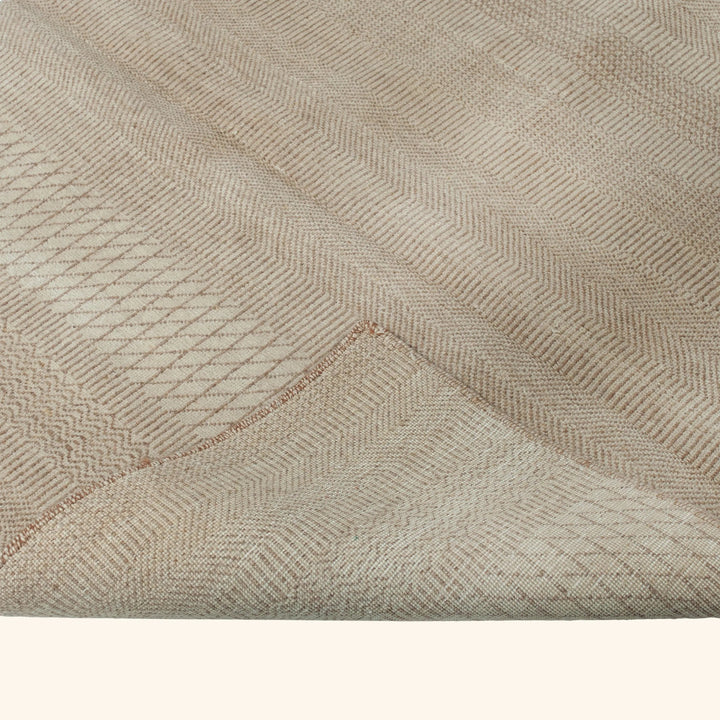 Transitional Wool Art Silk Blend Rug - 3'10" x 3'10"