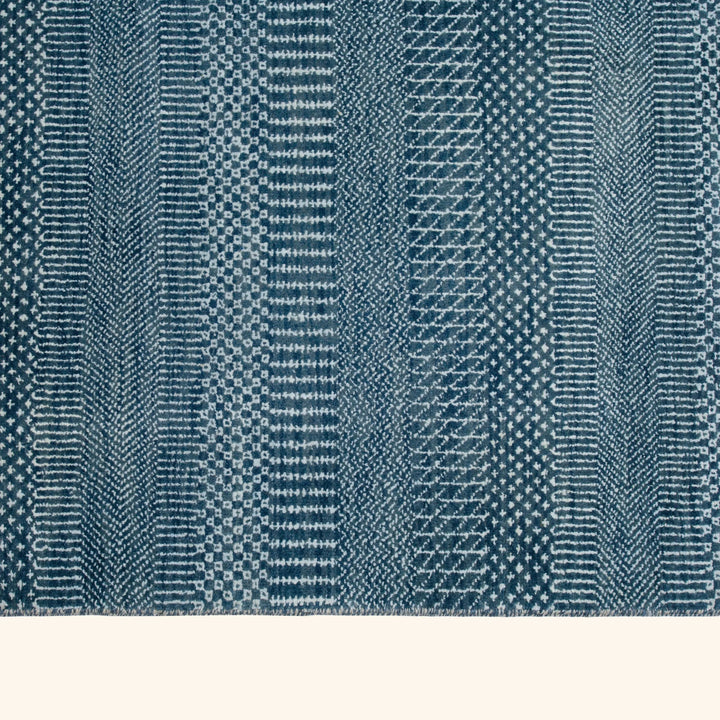 Transitional Wool Art Silk Blend Rug - 10' x 13'10"