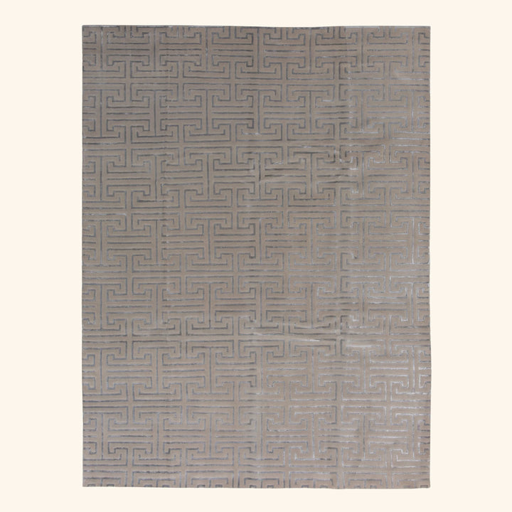 Transitional Wool Art Silk Blend Rug - 7'10" x 10'4"